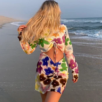 BKLD Güz Moda Renkli Çiçek Baskı Uzun Kollu kadın Mini Elbise Eğlence Plaj Kıyafeti Seksi V Yaka Cut Out İpli Elbise